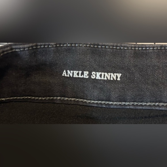 NWOT Liverpool Women’s Size 12/31 Meteorite Gia Glider Ankle Skinny Jeans - Picture 6 of 15